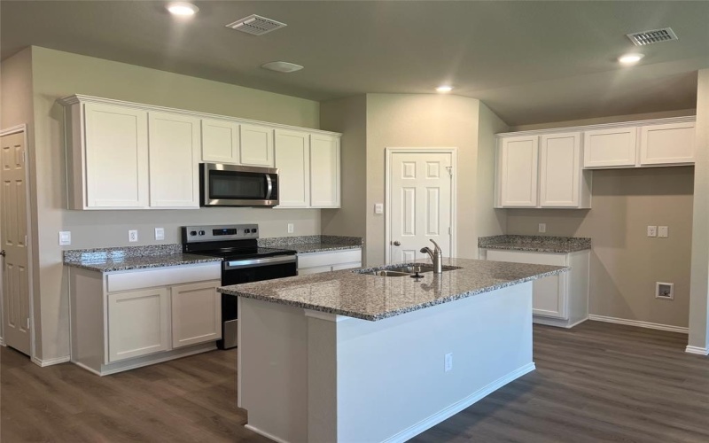 2717 Cyprian Road, Lorena, TX 76655, 4 Bedrooms Bedrooms, ,2 BathroomsBathrooms,Residential,For Sale,2717 Cyprian Road,0,21043029