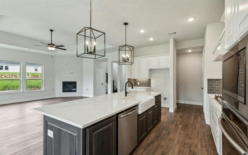 307 Silver Creek Trail, Sunnyvale, TX 75182, 4 Bedrooms Bedrooms, ,3 BathroomsBathrooms,Residential,For Sale,307 Silver Creek Trail,0,21043138