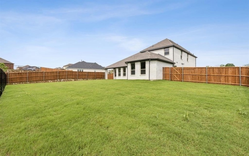 307 Silver Creek Trail, Sunnyvale, TX 75182, 4 Bedrooms Bedrooms, ,3 BathroomsBathrooms,Residential,For Sale,307 Silver Creek Trail,0,21043138