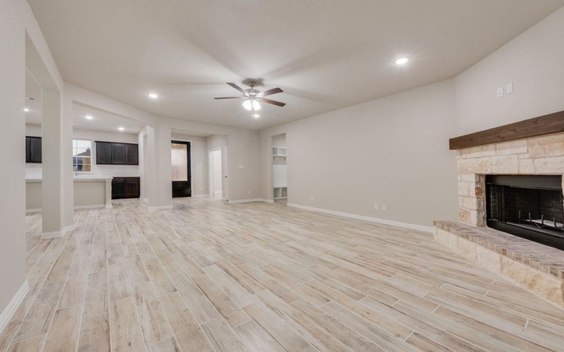 2911 Mossy Oak Drive, Oak Ridge, TX 75161, 3 Bedrooms Bedrooms, ,2 BathroomsBathrooms,Residential,For Sale,2911 Mossy Oak Drive,0,21043285