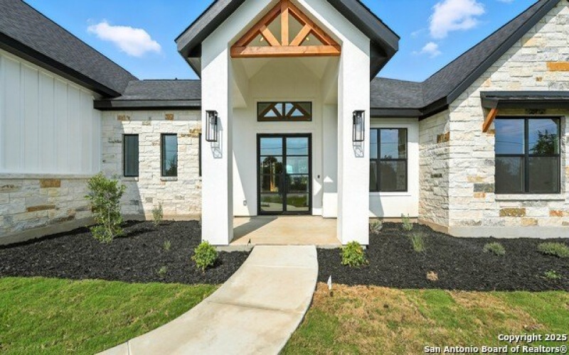 306 Toucan, Spring Branch, TX 78070, 4 Bedrooms Bedrooms, ,3 BathroomsBathrooms,Residential,For Sale,306 Toucan,0,1895876
