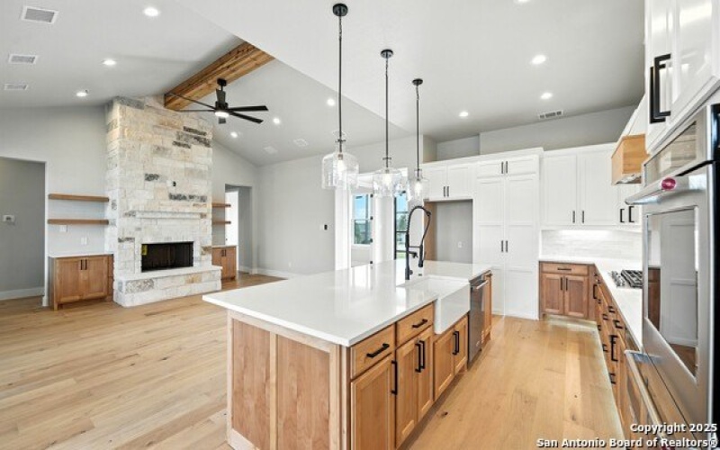 306 Toucan, Spring Branch, TX 78070, 4 Bedrooms Bedrooms, ,3 BathroomsBathrooms,Residential,For Sale,306 Toucan,0,1895876