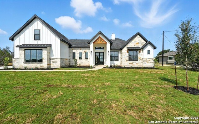 306 Toucan, Spring Branch, TX 78070, 4 Bedrooms Bedrooms, ,3 BathroomsBathrooms,Residential,For Sale,306 Toucan,0,1895876