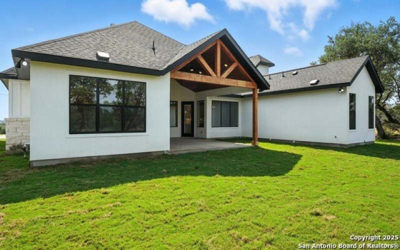 306 Toucan, Spring Branch, TX 78070, 4 Bedrooms Bedrooms, ,3 BathroomsBathrooms,Residential,For Sale,306 Toucan,0,1895876