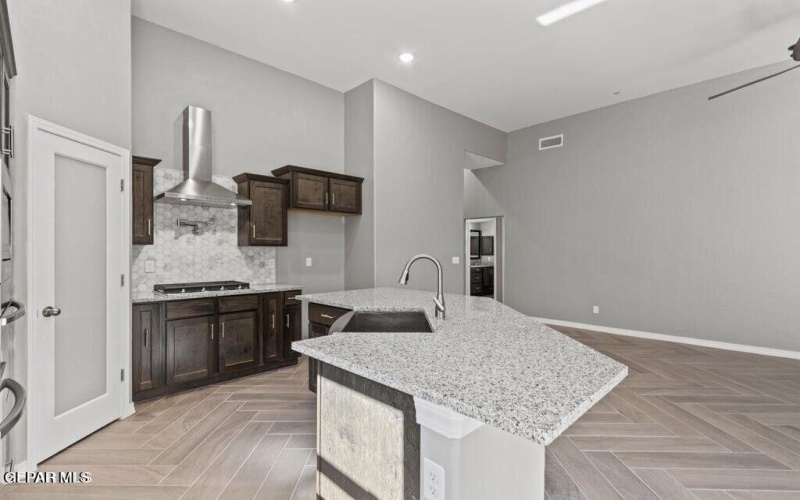 936 KEENLAND, El Paso, TX 79932, 4 Bedrooms Bedrooms, ,2 BathroomsBathrooms,Residential,For Sale,936 KEENLAND,0,929194
