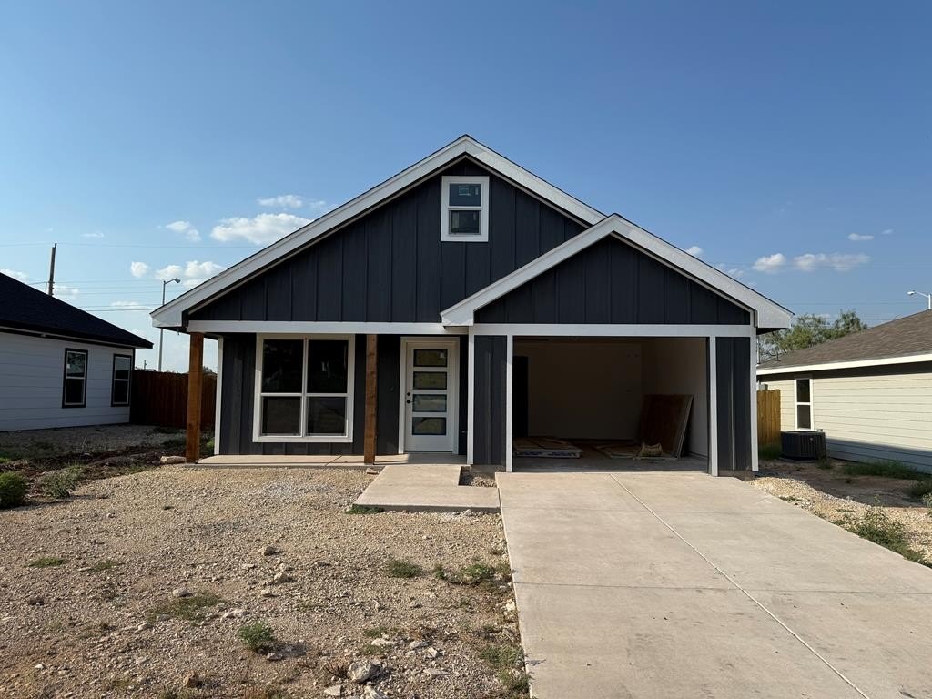 1806 Ellis St, San Angelo, TX 76905, 3 Bedrooms Bedrooms, ,2 BathroomsBathrooms,Residential,For Sale,1806 Ellis St,0,128820