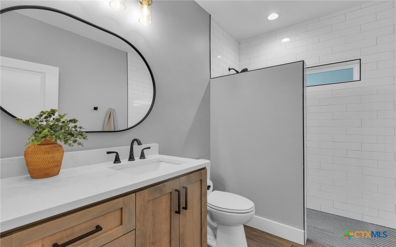 540 River Run #214, New Braunfels, TX 78132, 2 Habitaciones Habitaciones , ,2 BañosBaños,Residential,En Venta,540 River Run,0,591003