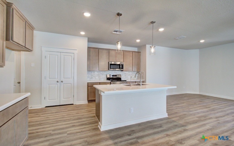 947 Cloudy Sky Road, New Braunfels, TX 78130, 3 Bedrooms Bedrooms, ,2 BathroomsBathrooms,Residential,For Sale,947 Cloudy Sky Road,0,591061