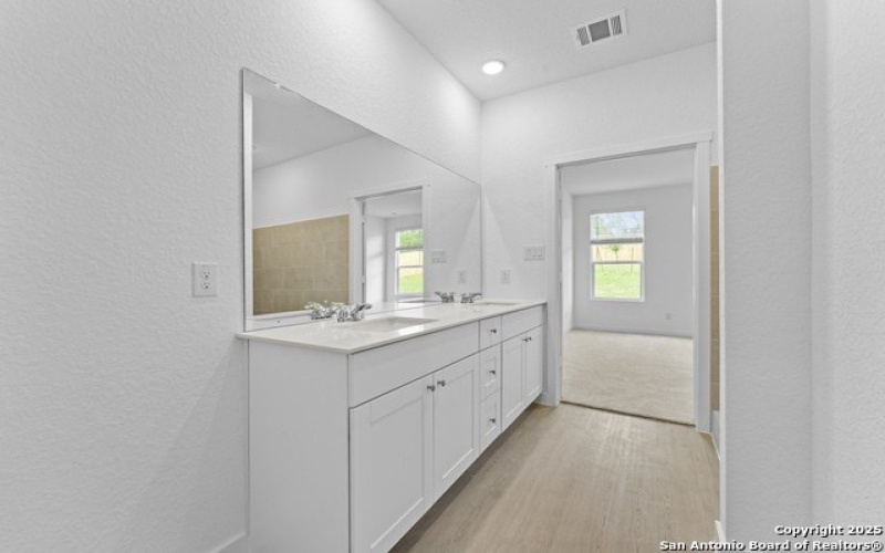 14863 Taradeau, San Antonio, TX 78254, 4 Bedrooms Bedrooms, ,3 BathroomsBathrooms,Residential,For Sale,14863 Taradeau,0,1895923