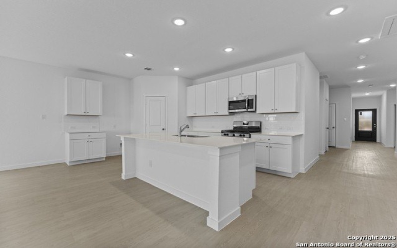 14926 Taradeau, San Antonio, TX 78254, 4 Bedrooms Bedrooms, ,3 BathroomsBathrooms,Residential,For Sale,14926 Taradeau,0,1895991