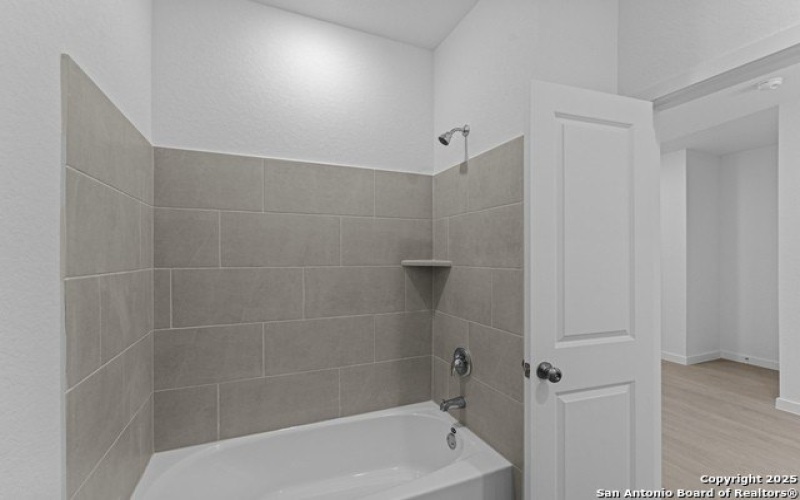14926 Taradeau, San Antonio, TX 78254, 4 Bedrooms Bedrooms, ,3 BathroomsBathrooms,Residential,For Sale,14926 Taradeau,0,1895991