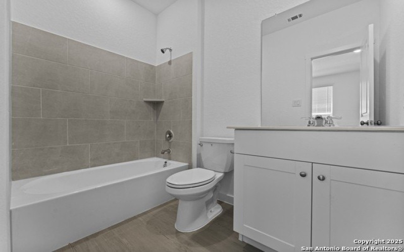 14930 Taradeau, San Antonio, TX 78254, 4 Bedrooms Bedrooms, ,3 BathroomsBathrooms,Residential,For Sale,14930 Taradeau,0,1895994