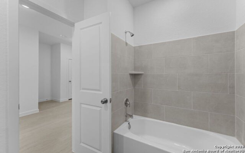 14938 Taradeau, San Antonio, TX 78254, 4 Habitaciones Habitaciones , ,3 BañosBaños,Residential,En Venta,14938 Taradeau,0,1895996