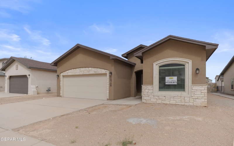 10713 Drew Pearson Drive, El Paso, TX 79924, 4 Habitaciones Habitaciones , ,2 BañosBaños,Residential,En Venta,10713 Drew Pearson Drive,0,929236
