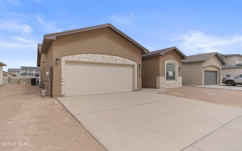 10713 Drew Pearson Drive, El Paso, TX 79924, 4 Habitaciones Habitaciones , ,2 BañosBaños,Residential,En Venta,10713 Drew Pearson Drive,0,929236
