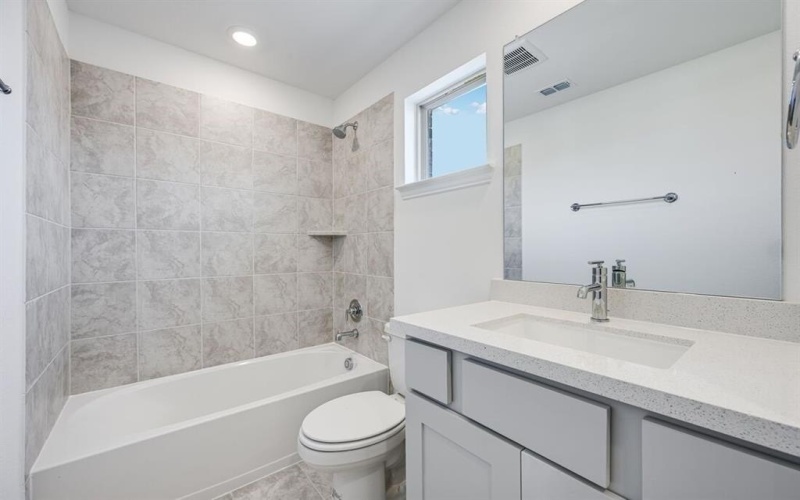 112 North Sky Drive, Celina, TX 75009, 3 Bedrooms Bedrooms, ,2 BathroomsBathrooms,Residential,For Sale,112 North Sky Drive,0,21028920