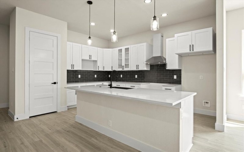 4020 Ranger Drive, Dallas, TX 75212, 4 Bedrooms Bedrooms, ,3 BathroomsBathrooms,Residential,For Sale,4020 Ranger Drive,0,21034447