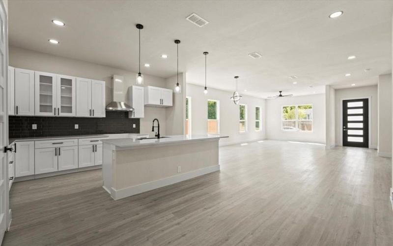 4020 Ranger Drive, Dallas, TX 75212, 4 Bedrooms Bedrooms, ,3 BathroomsBathrooms,Residential,For Sale,4020 Ranger Drive,0,21034447