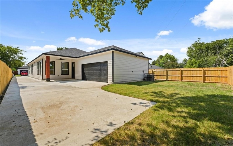 4020 Ranger Drive, Dallas, TX 75212, 4 Bedrooms Bedrooms, ,3 BathroomsBathrooms,Residential,For Sale,4020 Ranger Drive,0,21034447