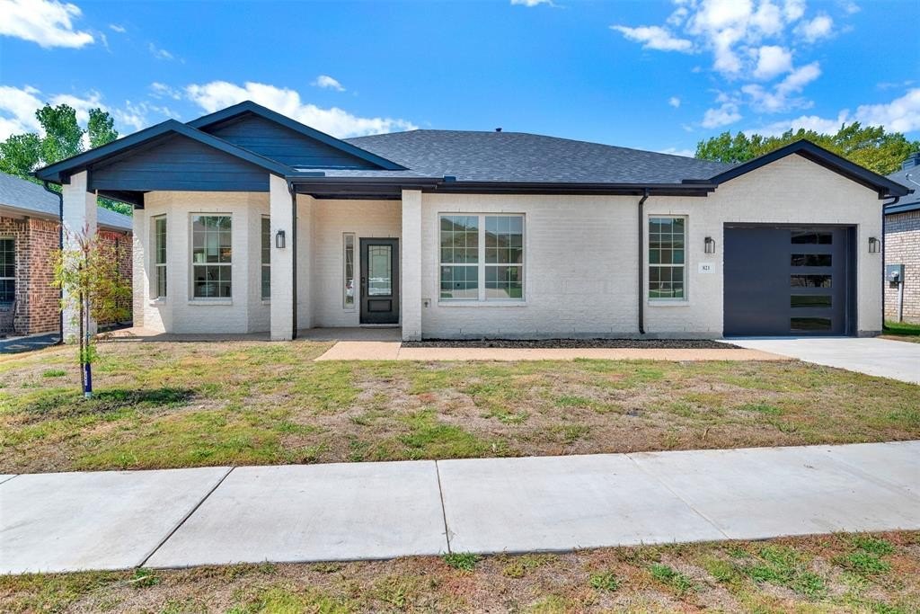 821 Hearthside Way, McKinney, TX 75071, 3 Bedrooms Bedrooms, ,2 BathroomsBathrooms,Residential,For Sale,821 Hearthside Way,0,21036546