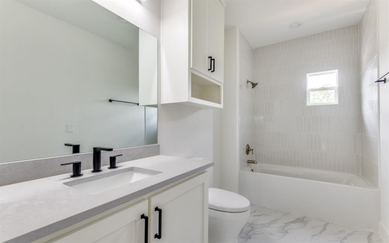 6631 Tyree Street, Dallas, TX 75209, 6 Habitaciones Habitaciones , ,5 BañosBaños,Residential,En Venta,6631 Tyree Street,0,21042768