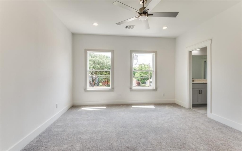 6631 Tyree Street, Dallas, TX 75209, 6 Habitaciones Habitaciones , ,5 BañosBaños,Residential,En Venta,6631 Tyree Street,0,21042768