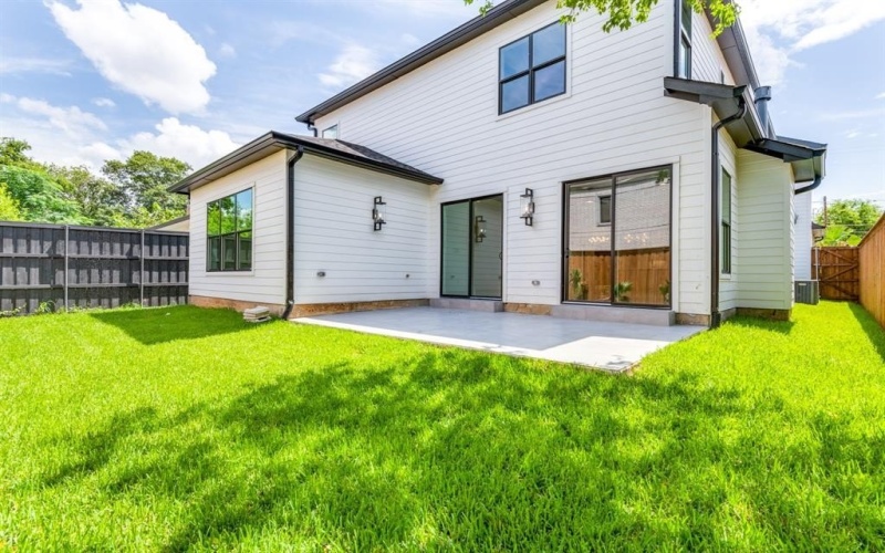 6631 Tyree Street, Dallas, TX 75209, 6 Habitaciones Habitaciones , ,5 BañosBaños,Residential,En Venta,6631 Tyree Street,0,21042768