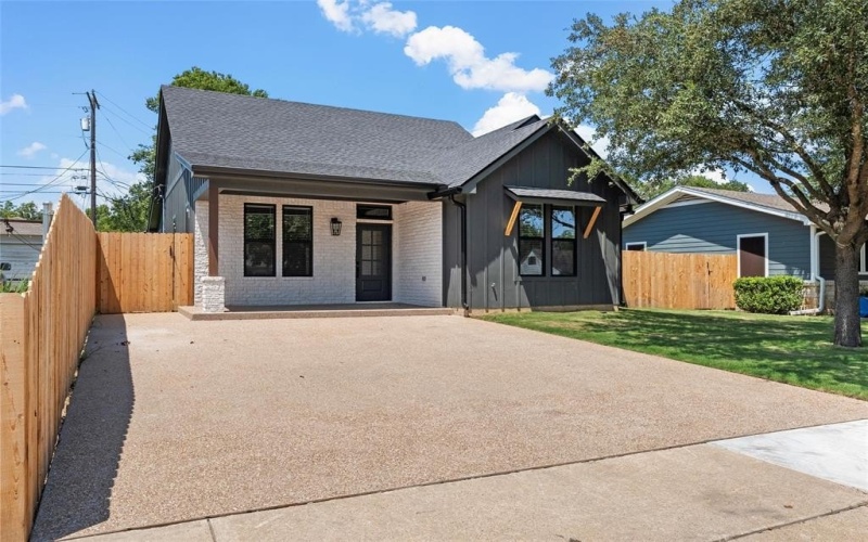 2923 Reuter Avenue, Waco, TX 76708, 3 Habitaciones Habitaciones , ,2 BañosBaños,Residential,En Venta,2923 Reuter Avenue,0,21042892