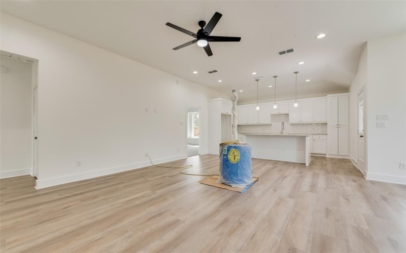 5131 Malcolm X Boulevard, Dallas, TX 75215, 4 Bedrooms Bedrooms, ,2 BathroomsBathrooms,Residential,For Sale,5131 Malcolm X Boulevard,0,21043387