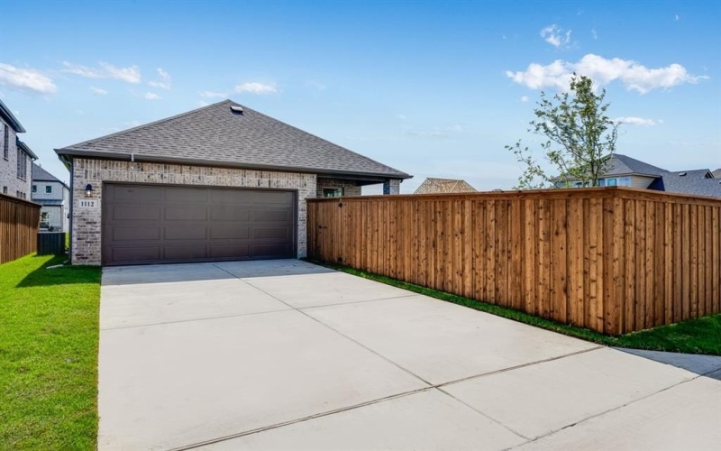 1112 Wheatgrass Mews, Celina, TX 75009, 3 Bedrooms Bedrooms, ,2 BathroomsBathrooms,Residential,For Sale,1112 Wheatgrass Mews,0,21043514