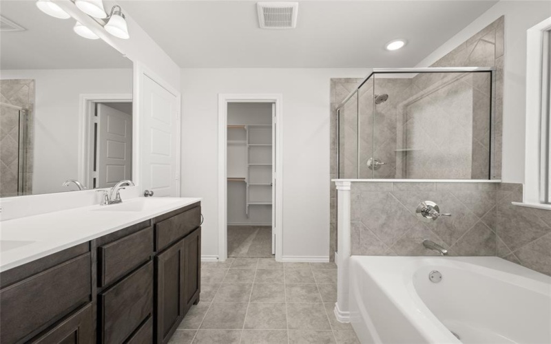 808 Misty Lane, Cleburne, TX 76033, 3 Bedrooms Bedrooms, ,2 BathroomsBathrooms,Residential,For Sale,808 Misty Lane,0,21043808