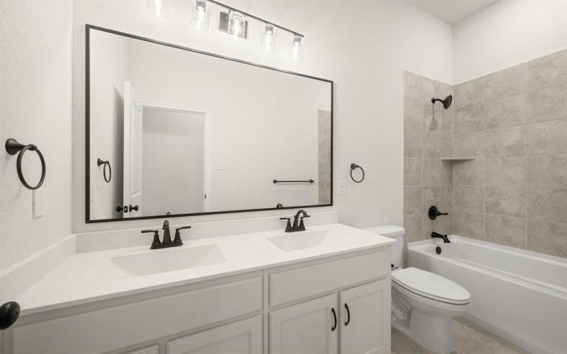 113 Grey Wolf Court, Godley, TX 76044, 4 Habitaciones Habitaciones , ,2 BañosBaños,Residential,En Venta,113 Grey Wolf Court,0,21043872