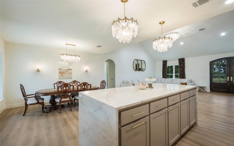 648 County Road 150, Gainesville, TX 76240, 3 Bedrooms Bedrooms, ,2 BathroomsBathrooms,Residential,For Sale,648 County Road 150,0,21043921
