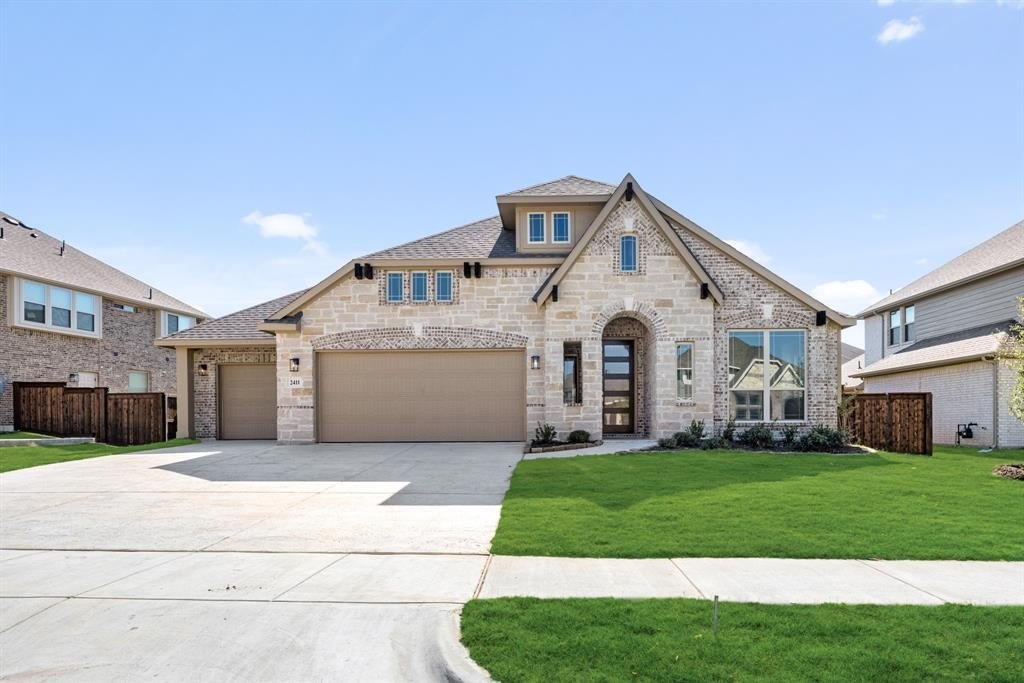 2411 Hagen Drive, Mansfield, TX 76084, 3 Habitaciones Habitaciones , ,2 BañosBaños,Residential,En Venta,2411 Hagen Drive,0,21043935