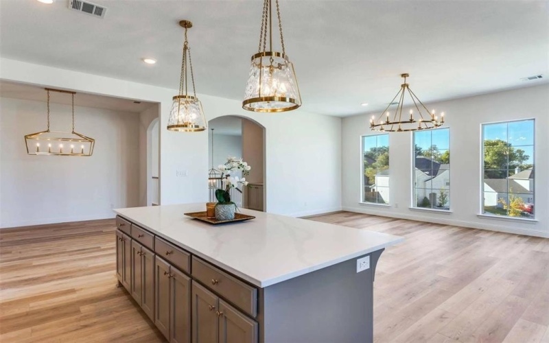 8965 Armstrong Court, Benbrook, TX 76126, 4 Habitaciones Habitaciones , ,3 BañosBaños,Residential,En Venta,8965 Armstrong Court,0,21044059