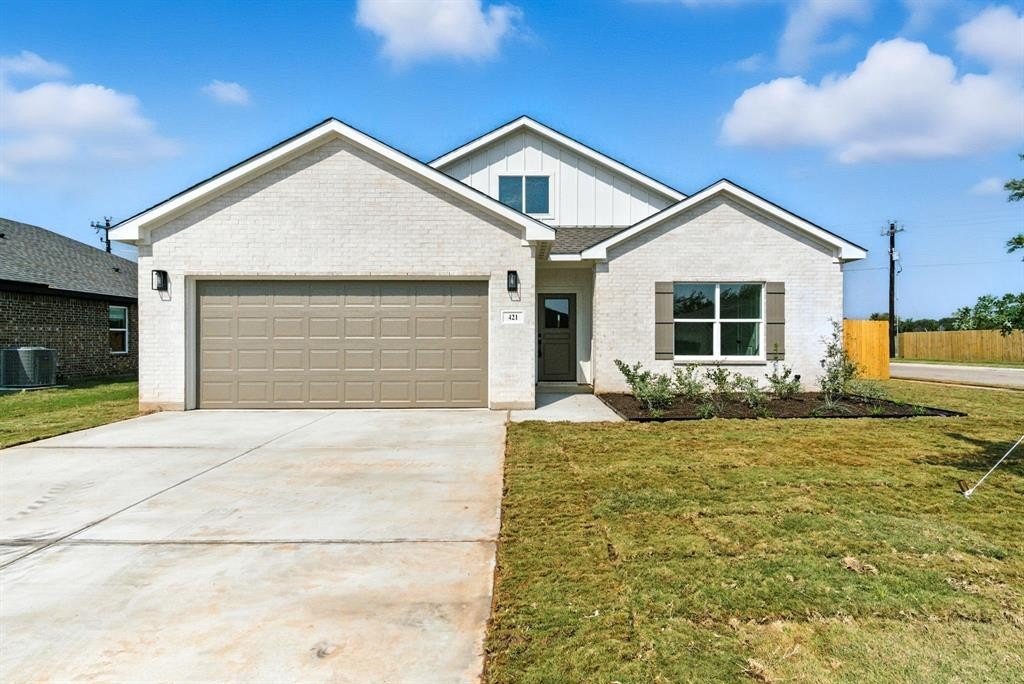 421 Jameson Street, Springtown, TX 76082, 3 Bedrooms Bedrooms, ,2 BathroomsBathrooms,Residential,For Sale,421 Jameson Street,0,21044091