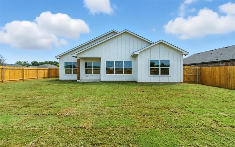 421 Jameson Street, Springtown, TX 76082, 3 Bedrooms Bedrooms, ,2 BathroomsBathrooms,Residential,For Sale,421 Jameson Street,0,21044091