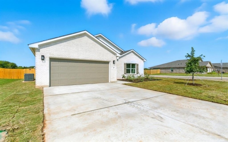 421 Jameson Street, Springtown, TX 76082, 3 Bedrooms Bedrooms, ,2 BathroomsBathrooms,Residential,For Sale,421 Jameson Street,0,21044091