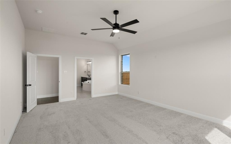 117 Grey Wolf Court, Godley, TX 76044, 4 Bedrooms Bedrooms, ,2 BathroomsBathrooms,Residential,For Sale,117 Grey Wolf Court,0,21044155