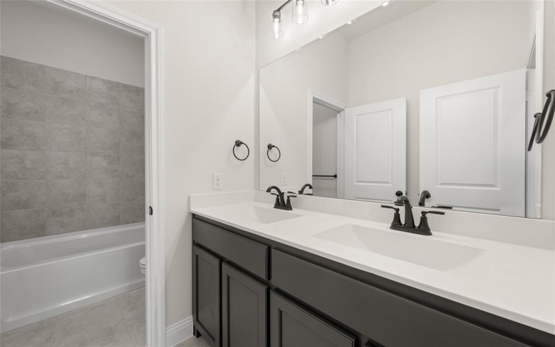 117 Grey Wolf Court, Godley, TX 76044, 4 Bedrooms Bedrooms, ,2 BathroomsBathrooms,Residential,For Sale,117 Grey Wolf Court,0,21044155