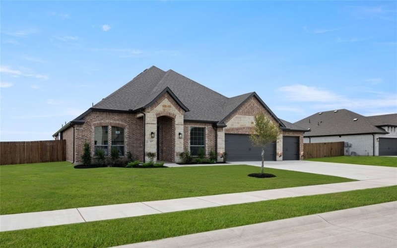 117 Grey Wolf Court, Godley, TX 76044, 4 Bedrooms Bedrooms, ,2 BathroomsBathrooms,Residential,For Sale,117 Grey Wolf Court,0,21044155