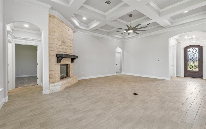 2128 Middlewood Circle, Granbury, TX 76049, 4 Bedrooms Bedrooms, ,3 BathroomsBathrooms,Residential,For Sale,2128 Middlewood Circle,0,21044195