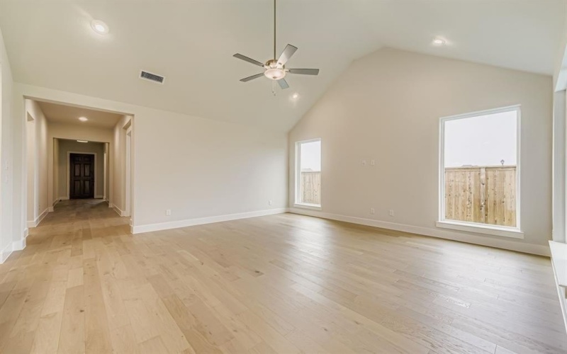 2013 Slipchannel Street, Midlothian, TX 76065, 3 Bedrooms Bedrooms, ,2 BathroomsBathrooms,Residential,For Sale,2013 Slipchannel Street,0,21044199