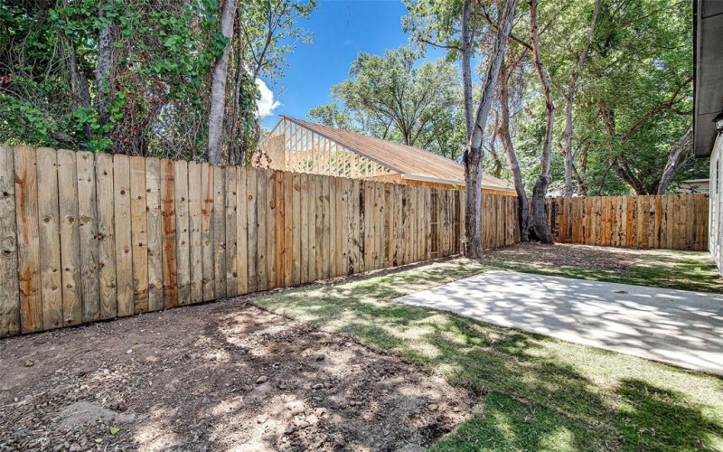 2515 Birdell Court, Fort Worth, TX 76105, 3 Bedrooms Bedrooms, ,2 BathroomsBathrooms,Residential,For Sale,2515 Birdell Court,0,21044293