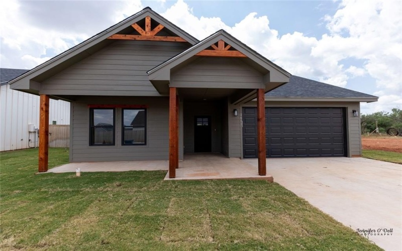1605 Old Settlers Way, Buffalo Gap, TX 79508, 3 Bedrooms Bedrooms, ,2 BathroomsBathrooms,Residential,For Sale,1605 Old Settlers Way,0,21044313