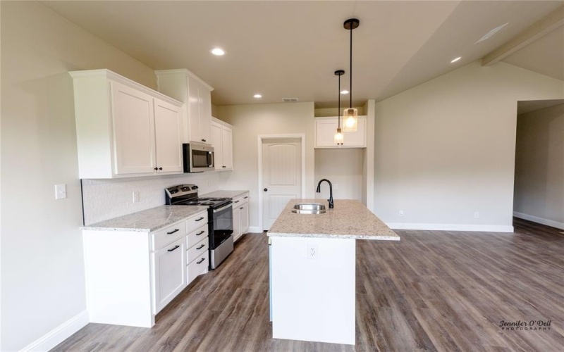 1605 Old Settlers Way, Buffalo Gap, TX 79508, 3 Bedrooms Bedrooms, ,2 BathroomsBathrooms,Residential,For Sale,1605 Old Settlers Way,0,21044313