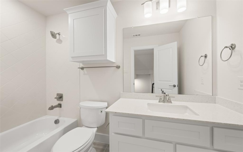 1812 Wittington, Farmers Branch, TX 75234, 4 Habitaciones Habitaciones , ,3 BañosBaños,Residential,En Venta,1812 Wittington,0,21044399