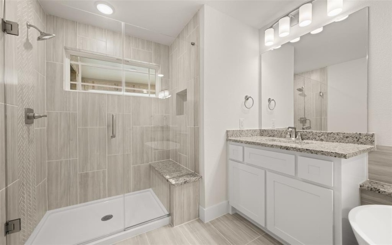 1812 Wittington, Farmers Branch, TX 75234, 4 Habitaciones Habitaciones , ,3 BañosBaños,Residential,En Venta,1812 Wittington,0,21044399