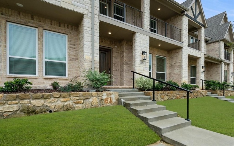 1812 Wittington, Farmers Branch, TX 75234, 4 Habitaciones Habitaciones , ,3 BañosBaños,Residential,En Venta,1812 Wittington,0,21044399