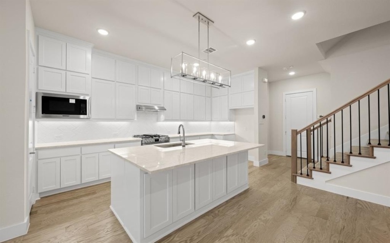 1810 Wittington, Farmers Branch, TX 75234, 4 Bedrooms Bedrooms, ,3 BathroomsBathrooms,Residential,For Sale,1810 Wittington,0,21044439